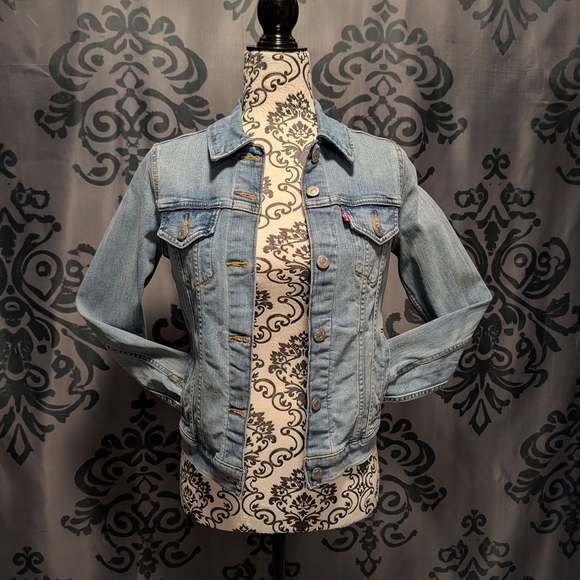 Levi's Denim Original Trucker Jacket- Womens XS - Picture 2 of 5